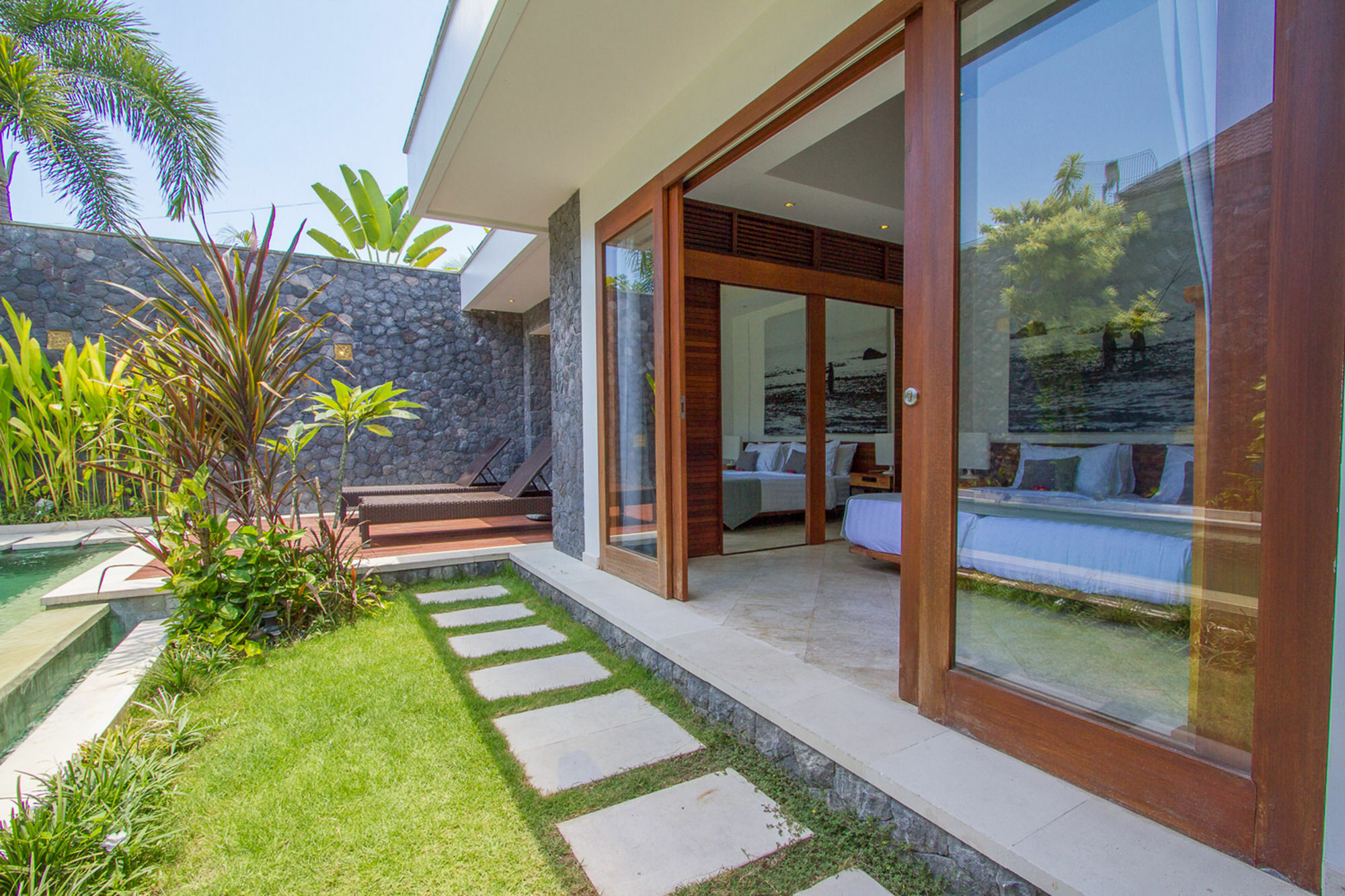 סמיניאק Vishuddha Ajna Villa - Outstanding 2 Bdr Villa - Great Location! מראה חיצוני תמונה
